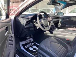 تويوتا أفالون